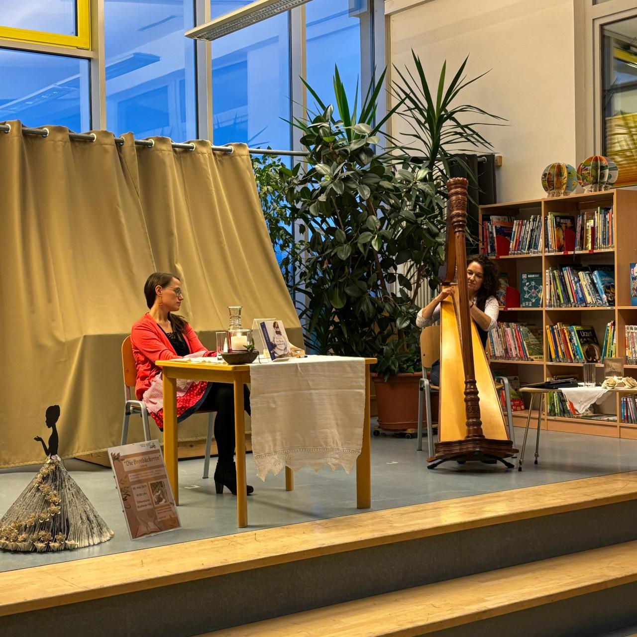 Lesung_Die Brotbäckerin von Nadja Raiser und Heidi Abfalter, Harfe_09.05.2025.jpg